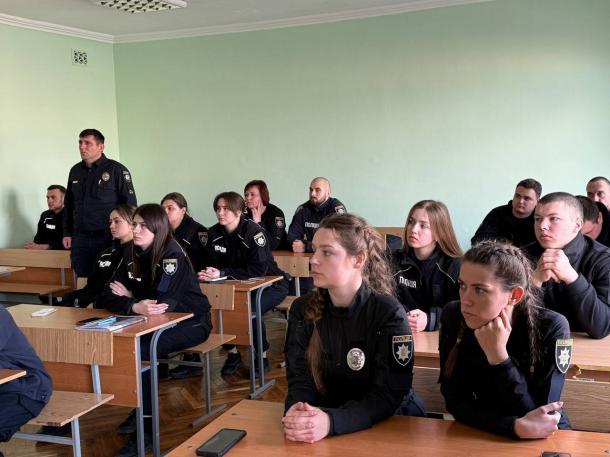 Онлайн-зустріч з начальником ІТТ №3 ГУНП у Черкаській області Андрієм Ющенком Фото 1