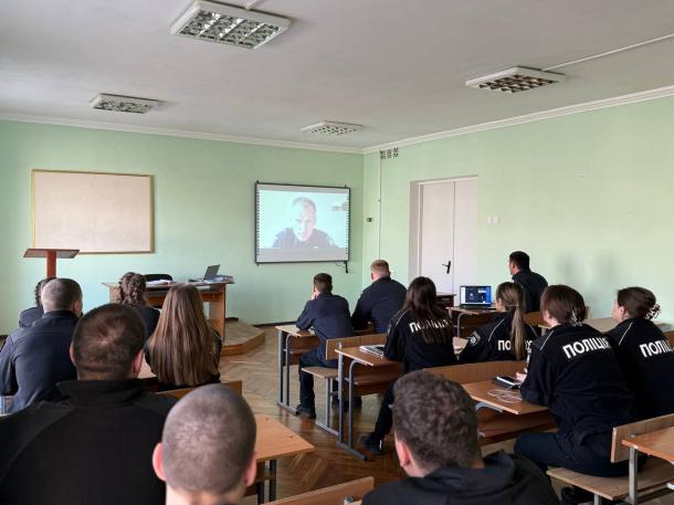 Онлайн-зустріч з начальником ІТТ №3 ГУНП у Черкаській області Андрієм Ющенком Фото 2