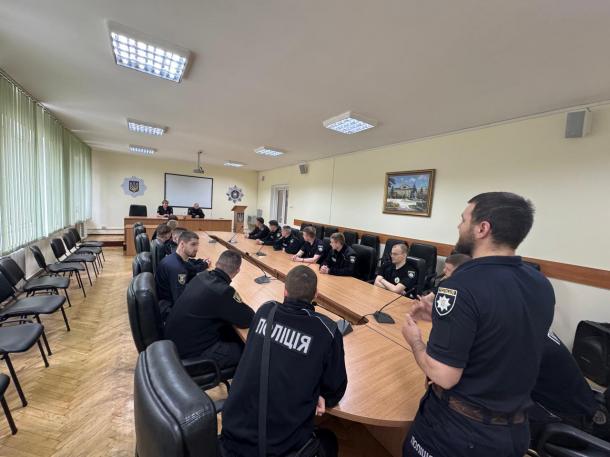 Бінарне заняття з представником Департаменту стратегічних розслідувань. Фото 3