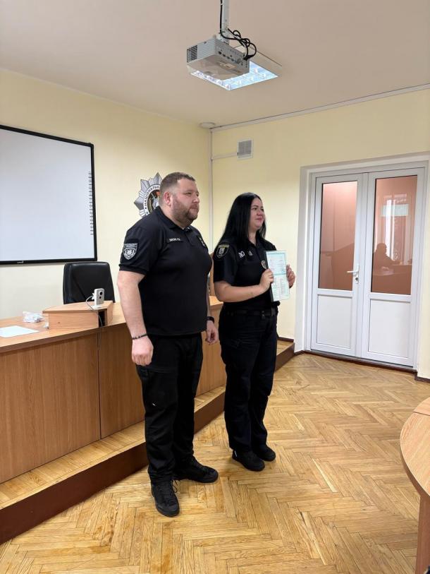 Урочистий випуск поліцейських підрозділів особливого призначення в КЦППП «Академія поліції» Фото 7