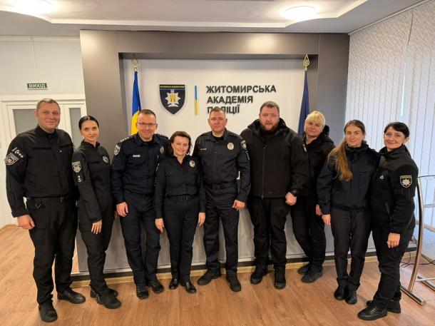 Обмін досвідом для безпеки: делегація КЦППП «Академія поліції» відвідала Житомирську академію поліції Фото 2