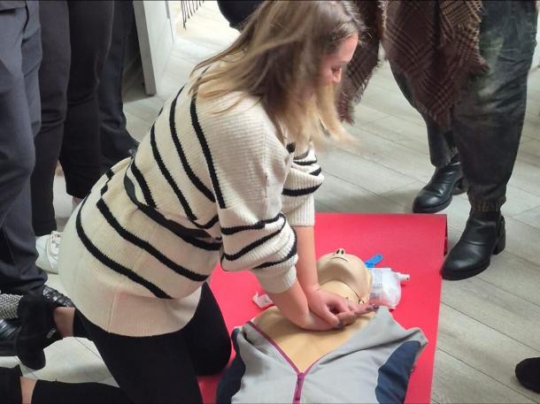 Працівники Секретаріату Уповноваженого Верховної Ради України з прав людини пройшли практичне навчання з домедичної підготовки Фото 2