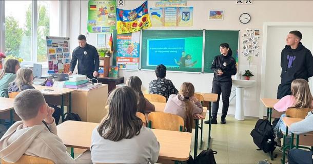 Профорієнтаційна зустріч викладачів НАВС з учнями Київського ліцею № 281 Фото 4