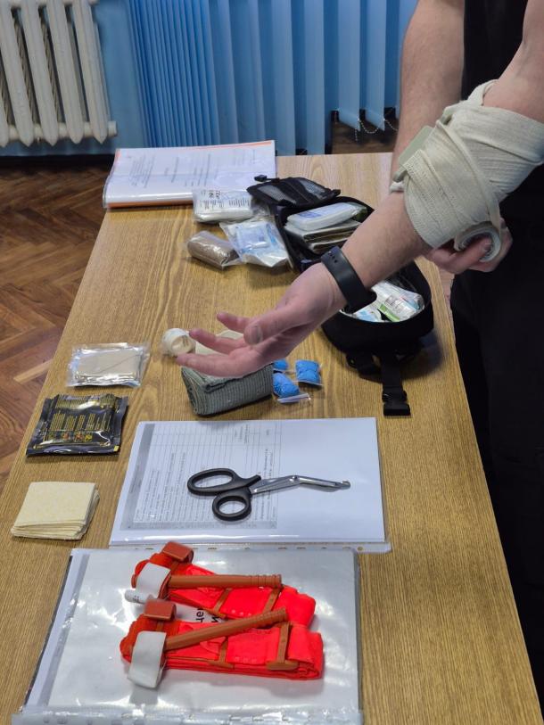 Практичне відкрите заняття з алгоритмів надання першої домедичної допомоги Фото 3