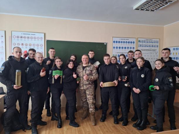 Заняття з мінної безпеки для курсантів 4 курсу Фото 4