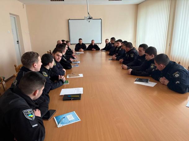 Практичний досвід випускників «Академії поліції» – важливий елемент професійної підготовки майбутніх поліцейських Фото 4