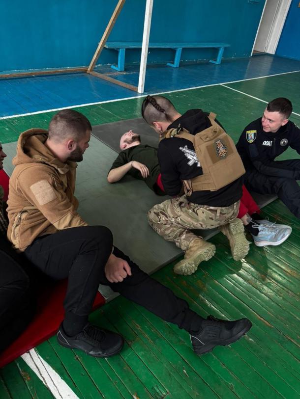 Бінарне заняття з тактики самозахисту та особистої безпеки Фото 3