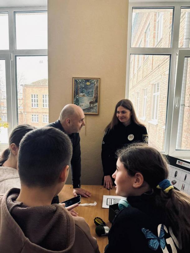 Зустріч з учнями 6 класу гімназії №180 м. Києва Фото 3