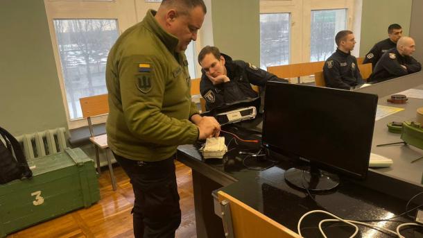 Cучасні безпекові виклики для слухачів Київського центру первинної професійної підготовки Фото 1