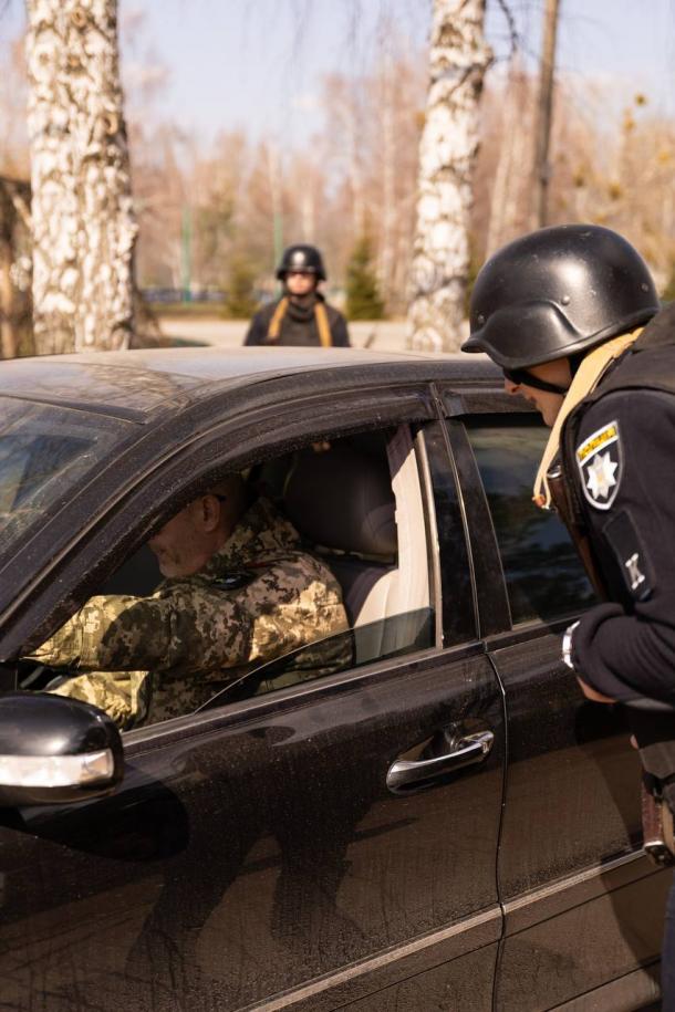 Навчання на блокпості в умовах бойових загроз Фото 1