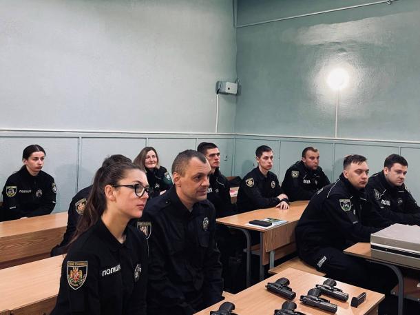 Робота поліції в метрополітені Фото 1